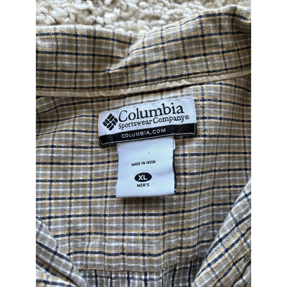 Mens Columbia Sportswear's Beige Plaid Short Sleeve Shirt Size XL - Picture 2 of 5